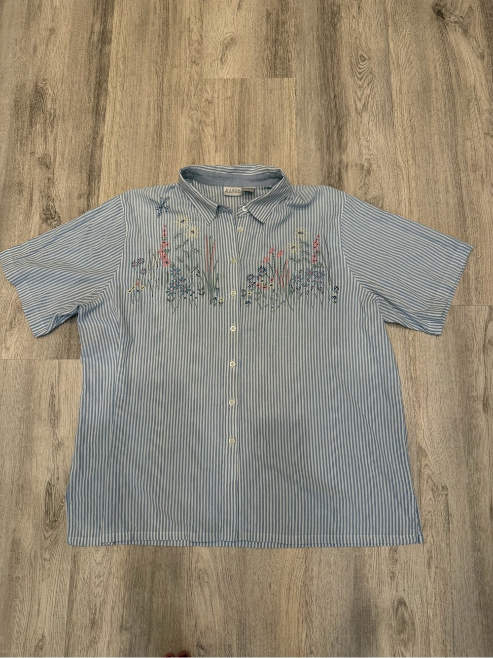 Vintage Koret Francesca 22W Striped Embroidered Floral Button Up Shirt